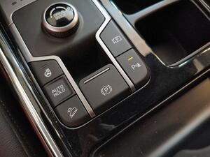Kia Sorento SORENTO 1.6 T-GDI HEV BLACK EDITION AUTO 2WD 5P 7 Plazas 27
