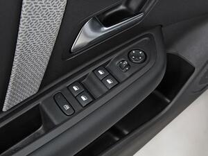 Citroën C4 C4 1.2 HYBRID MHEV 136 EDCS6 PLUS 5P 13