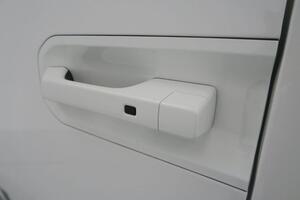Kia PV5 Passenger PV5 Monovolumen BEV 51KWH ESSENTIAL AUTO 122 5P 18