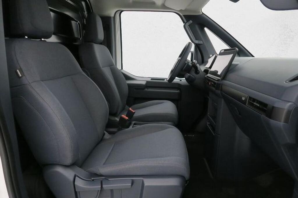 Kia PV5 Passenger PV5 Monovolumen BEV 51KWH ESSENTIAL AUTO 122 5P Km0