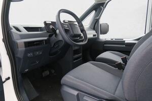 Kia PV5 Passenger PV5 Monovolumen BEV 51KWH ESSENTIAL AUTO 122 5P 3