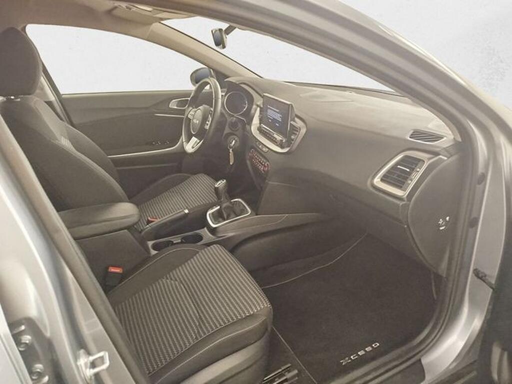 Kia XCeed XCEED 1.0 T-GDI 100 DRIVE 5P 10