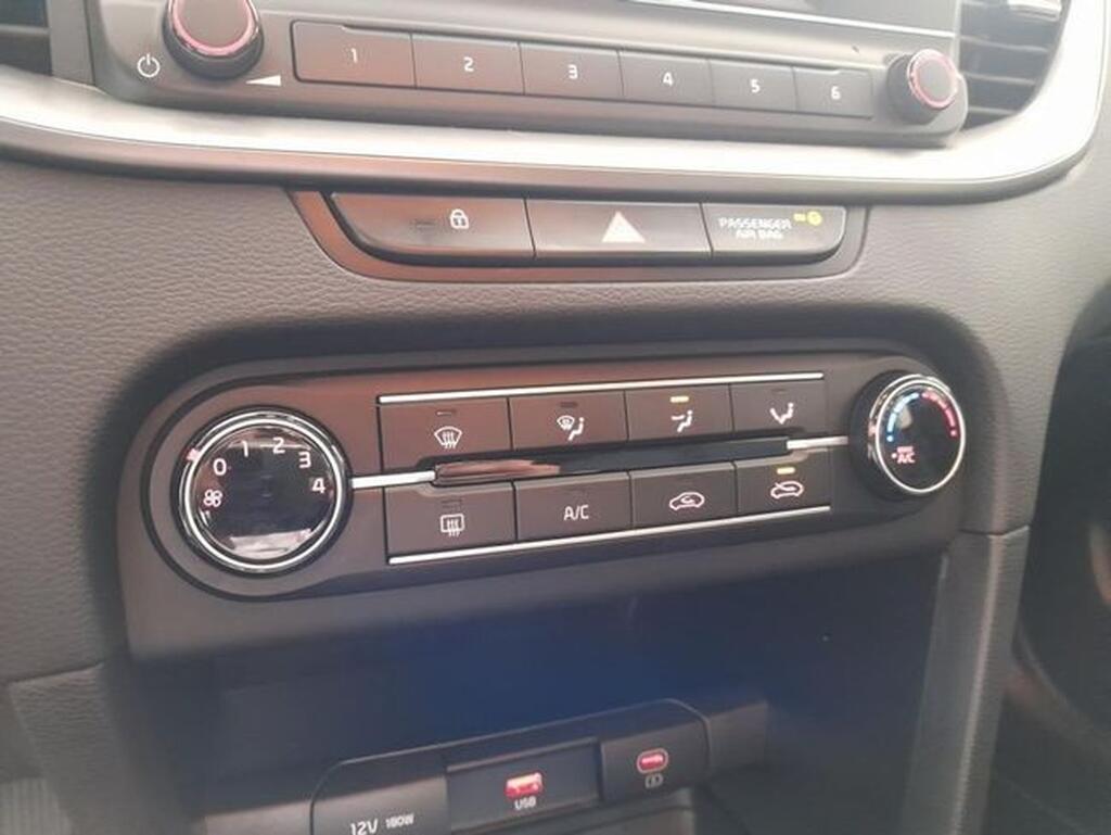 Kia Ceed CEED 1.0 T-GDI 100CV CONCEPT 5P 21