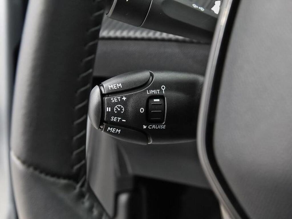 Peugeot 208 208 1.2 PURETECH 100 ALLURE 5P Segunda mano