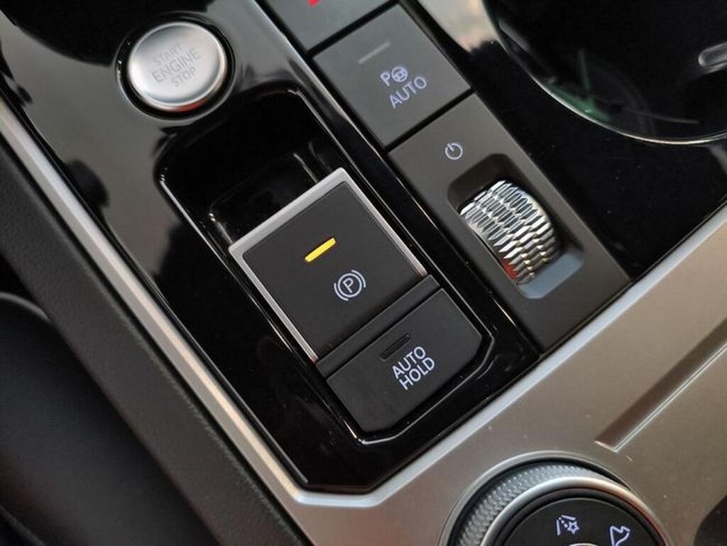 Volkswagen Touareg TOUAREG 3.0 PHEV EHYBRID ATMOSPHERE 4WD AUT 5P Segunda mano