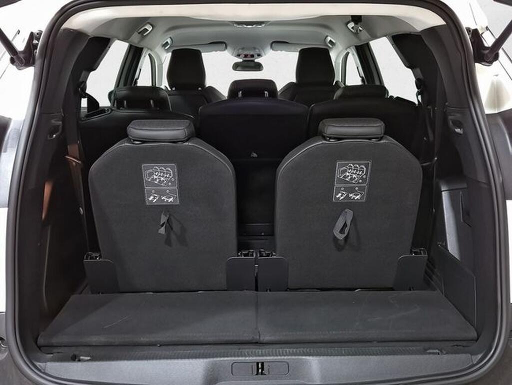 Peugeot 5008 5008 1.5 BLUEHDI 130CV S&S ALLURE PACK 5P 7 PLAZAS Segunda mano