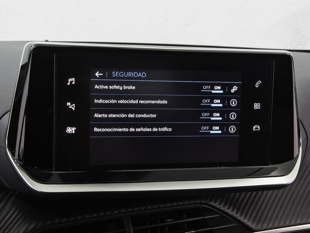 Peugeot 2008 2008 1.2 PURETECH 130 S&S ALLURE 5P Segunda mano