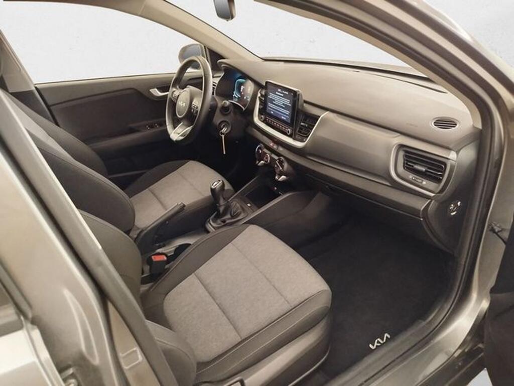 Kia Stonic STONIC 1.0 T-GDI MHEV IMT 100 CONCEPT 5P Segunda mano