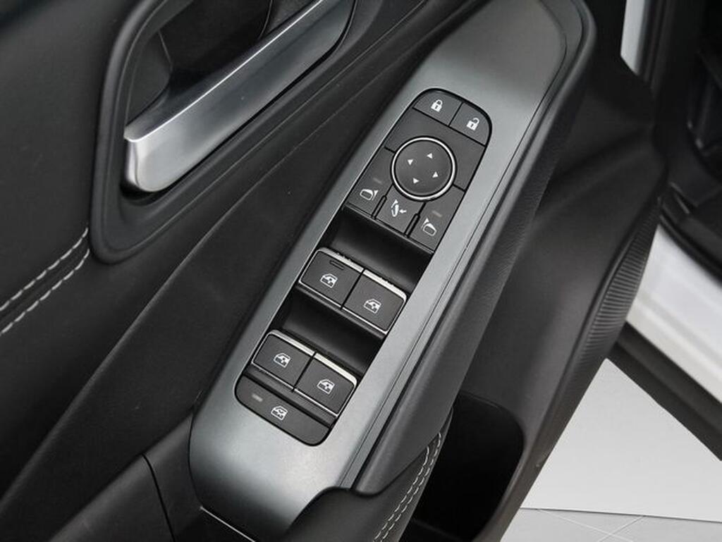 Nissan Qashqai QASHQAI 1.5 HEV E-POWER N-CONNECTA GEN3 AUTO 5P(BITONO) Segunda mano