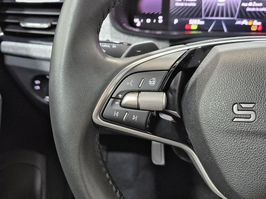 Skoda Kamiq KAMIQ 1.5 TSI SELECTION DSG 5P Segunda mano