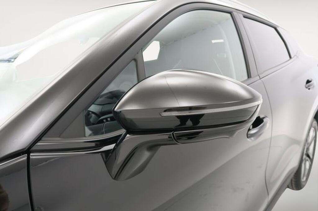 Omoda 5 5 PREMIUM 1.5 T-GDI HEV DHT 224 CV 5P 18