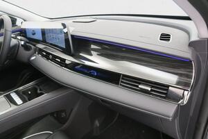 Omoda 5 5 PREMIUM 1.5 T-GDI HEV DHT 224 CV 5P 17