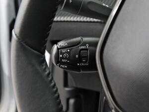 Peugeot 2008 2008 1.2 PURETECH 100 S&S ALLURE 5P 17