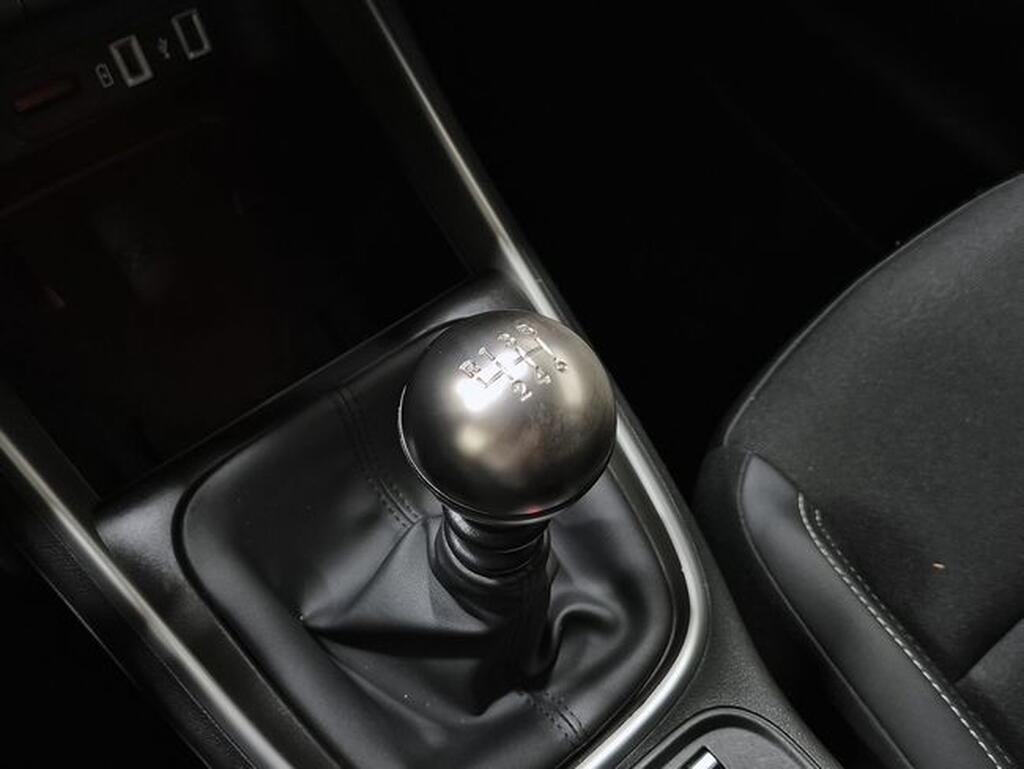 Jeep Avenger AVENGER 1.2 G 100 SUMMIT 5P Segunda mano
