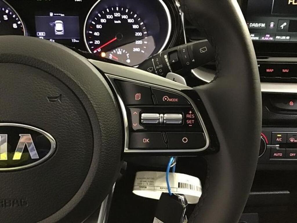 Kia Ceed CEED 1.6 MHEV 136CV TECH DCT 5P Segunda mano