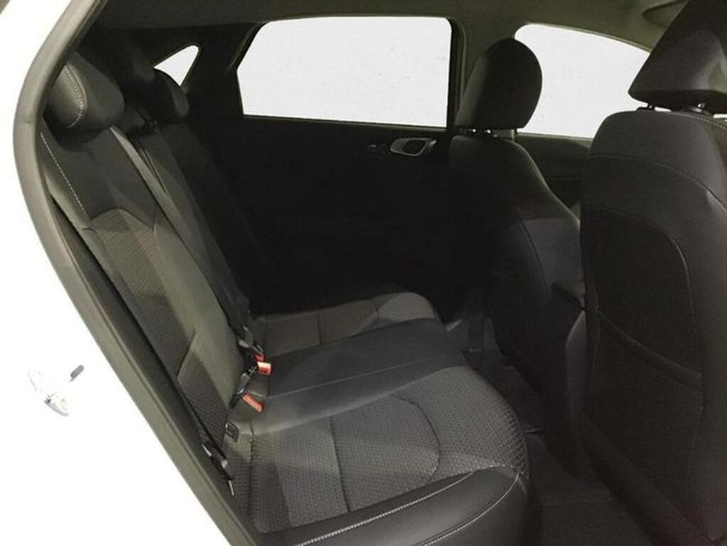 Kia Ceed CEED 1.6 MHEV 136CV TECH DCT 5P Segunda mano