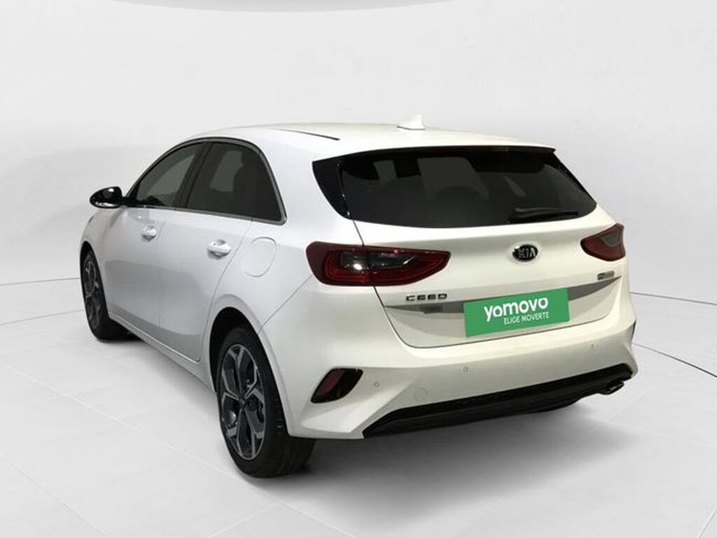 Kia Ceed CEED 1.6 MHEV 136CV TECH DCT 5P Segunda mano