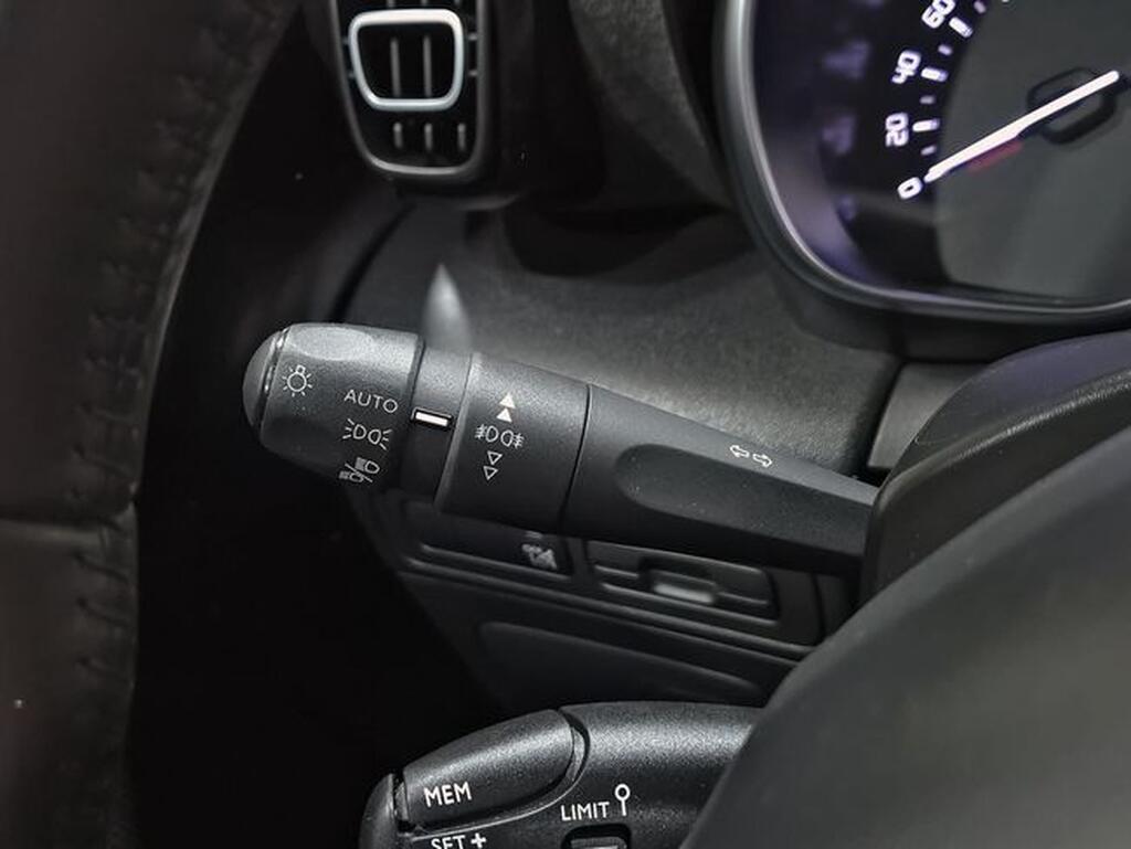 Citroën C3 Aircross C3 AIRCROSS 1.5 BLUEHDI 110 SHINE PACK 5P Segunda mano