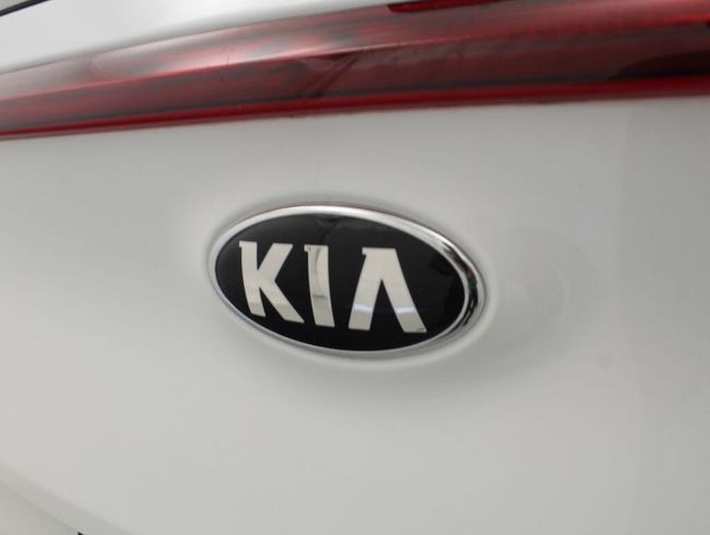 Kia Sportage SPORTAGE SUV 1.6 MHEV 100KW DRIVE 2WD 136 5P Segunda mano
