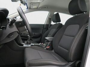 Kia Sportage SPORTAGE SUV 1.6 MHEV 100KW DRIVE 2WD 136 5P 17