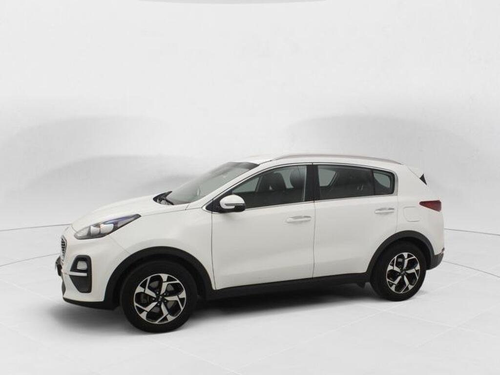 Kia Sportage SPORTAGE SUV 1.6 MHEV 100KW DRIVE 2WD 136 5P Segunda mano