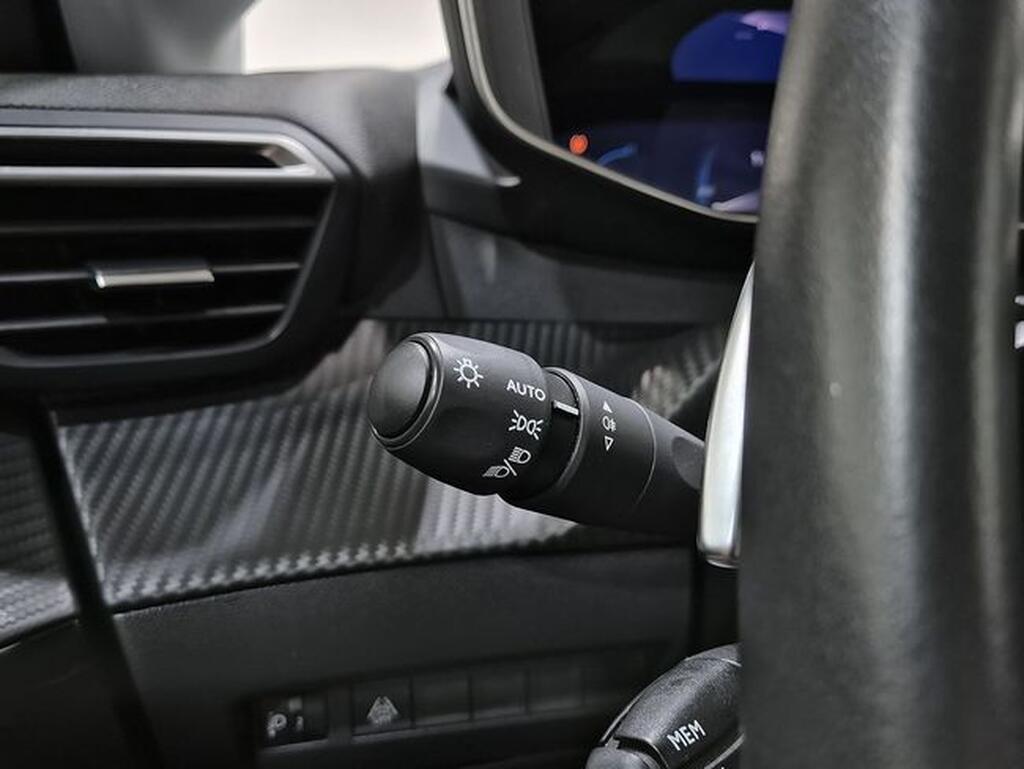 Peugeot 208 208 1.2 PURETECH 100 EAT8 ALLURE PACK 5P Segunda mano