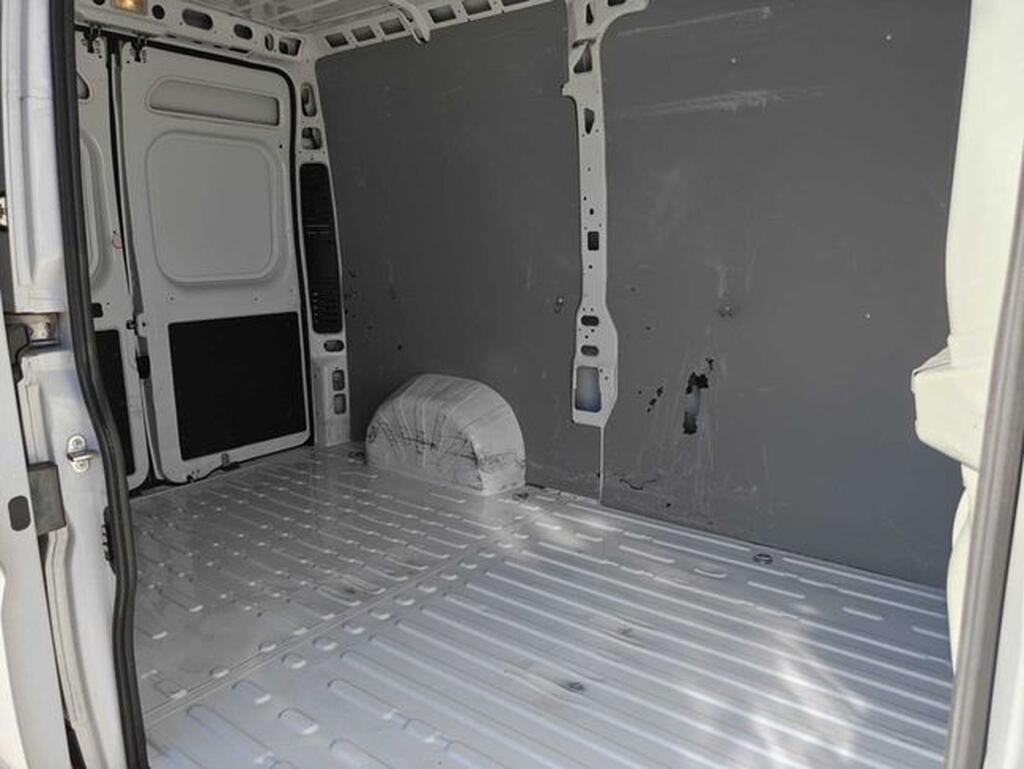 Fiat Ducato DUCATO FG 2.2 MULTIJET 140 35 L2H2 EASY PRO 4P Segunda mano