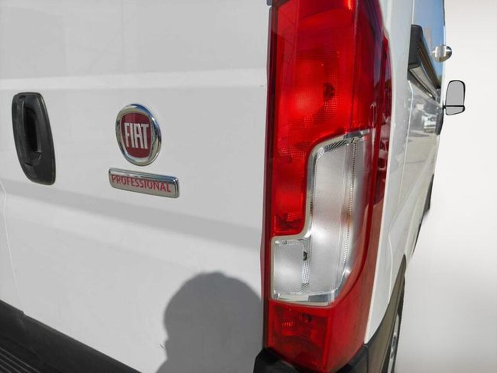Fiat Ducato DUCATO FG 2.2 MULTIJET 140 35 L2H2 EASY PRO 4P Segunda mano