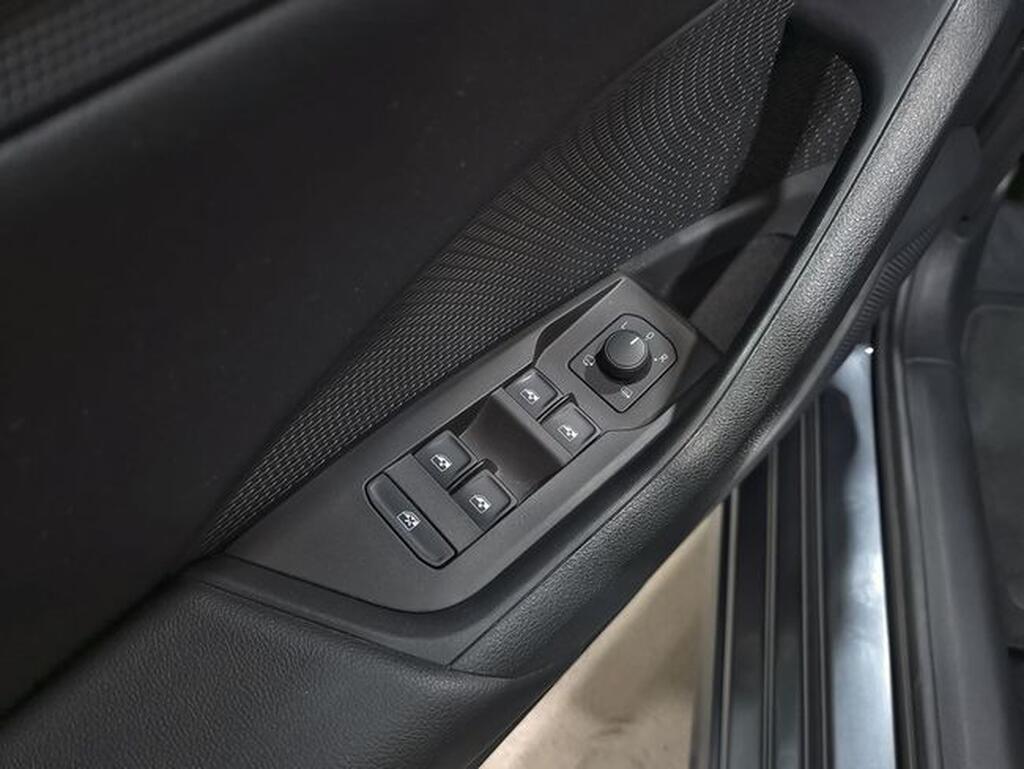Skoda Octavia OCTAVIA COMBI 2.0 TDI 150 AMBITION 5P (RUEDA REPUESTO) Segunda mano