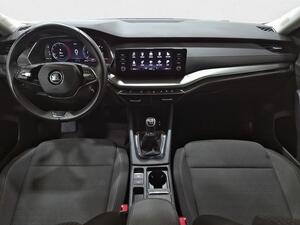 Skoda Octavia OCTAVIA COMBI 2.0 TDI 150 AMBITION 5P (RUEDA REPUESTO) 6