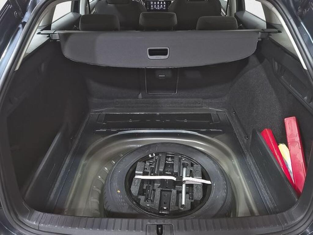 Skoda Octavia OCTAVIA COMBI 2.0 TDI 150 AMBITION 5P (RUEDA REPUESTO) Segunda mano