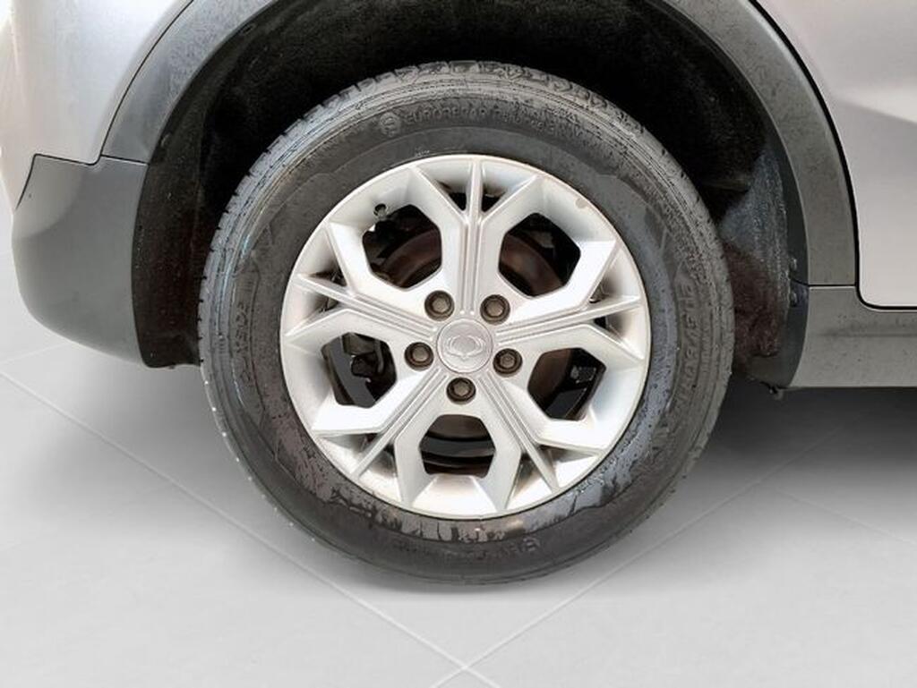 KGM Tívoli TIVOLI 1.5 G15T LP URBAN PLUS GSR 5P Segunda mano