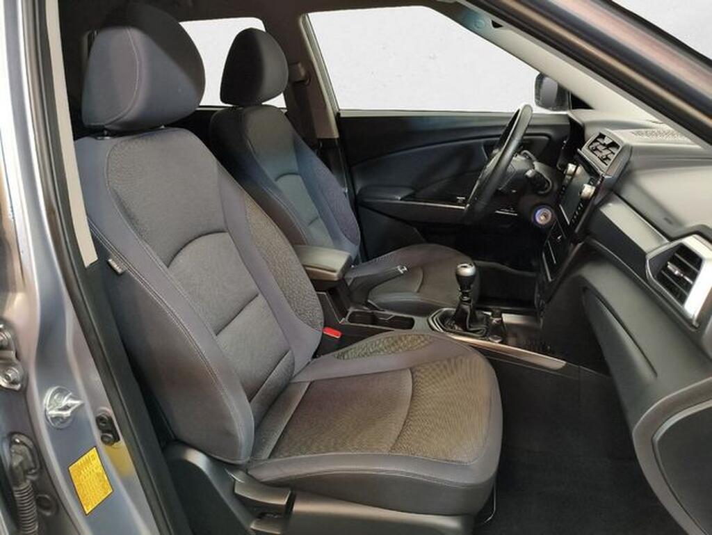 KGM Tívoli TIVOLI 1.5 G15T LP URBAN PLUS GSR 5P Segunda mano