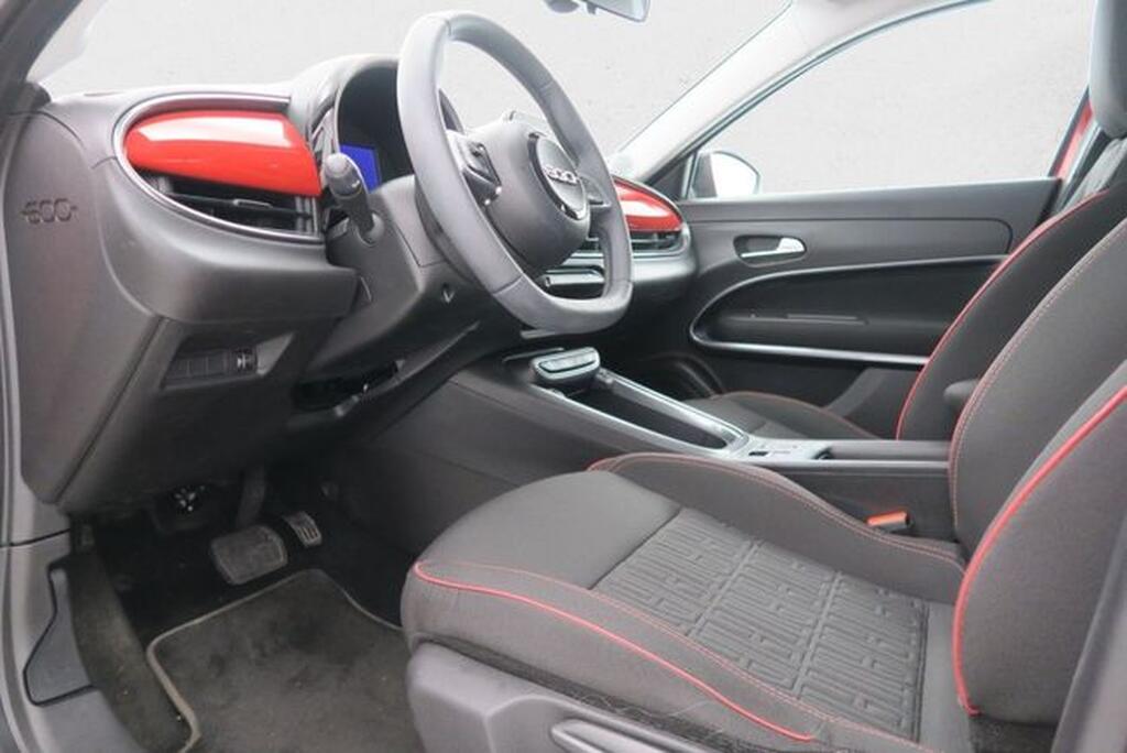 Fiat 600 600e RED 54kwh 115kw (156cv) Segunda mano