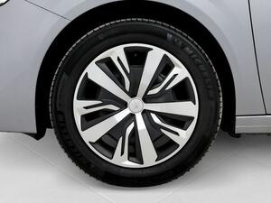 Peugeot 208 208 1.2L PURETECH 75 ACTIVE PACK 5P 11