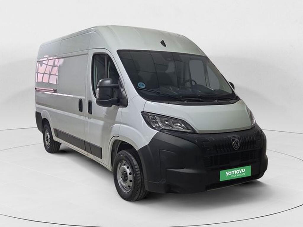 Peugeot Boxer BOXER FG 2.2 BHDI 120 L2H2 3.3T 4P Segunda mano