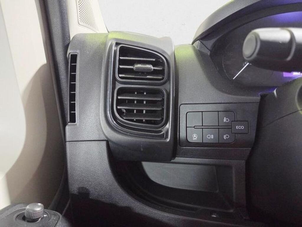 Peugeot Boxer BOXER FG 2.2 BHDI 120 L2H2 3.3T 4P 27
