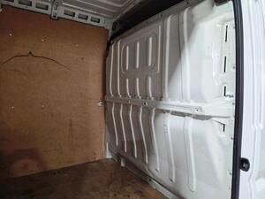 Peugeot Boxer BOXER FG 2.2 BHDI 120 L2H2 3.3T 4P 15