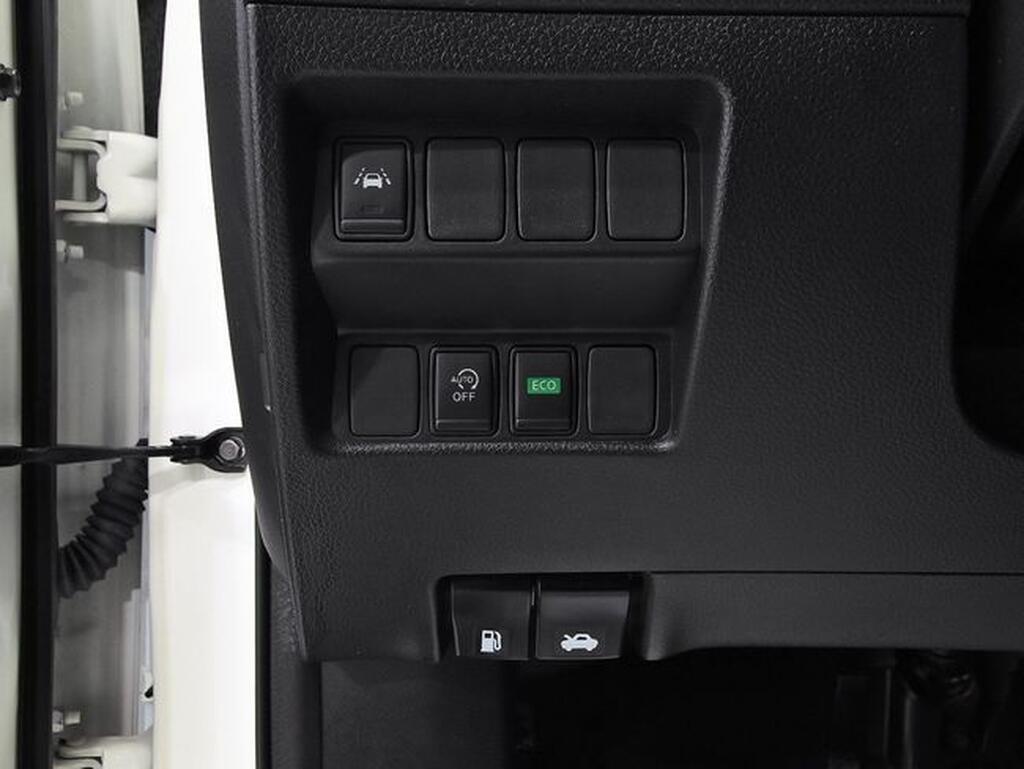 Nissan Qashqai QASHQAI 1.3 DIG-T N-CONNECTA DCT 160CV 5P Segunda mano