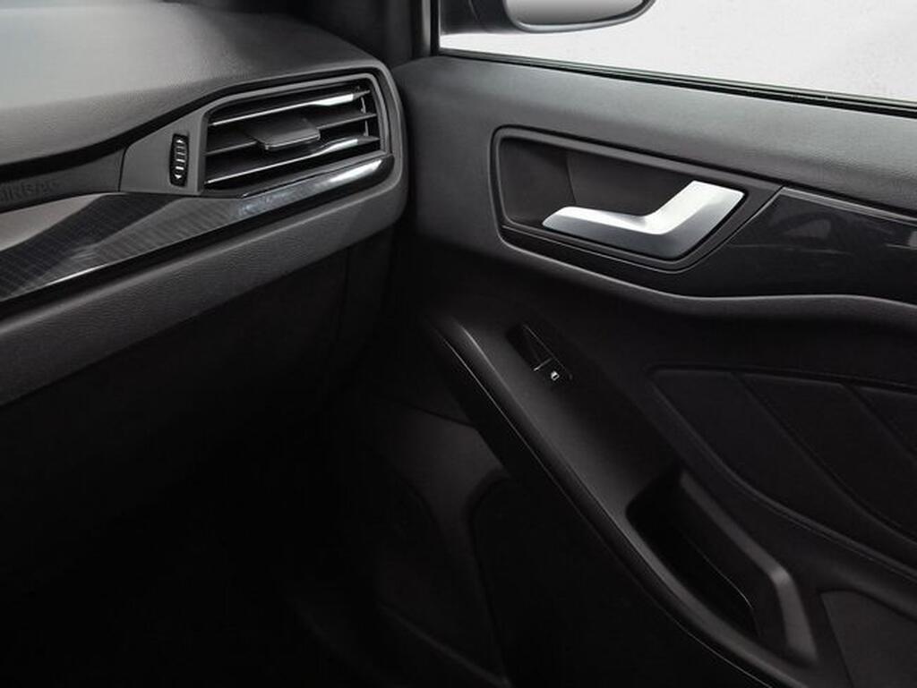 Ford Focus FOCUS 1.0 ECOBOOST MHEV 155 ST-LINE 5P Segunda mano