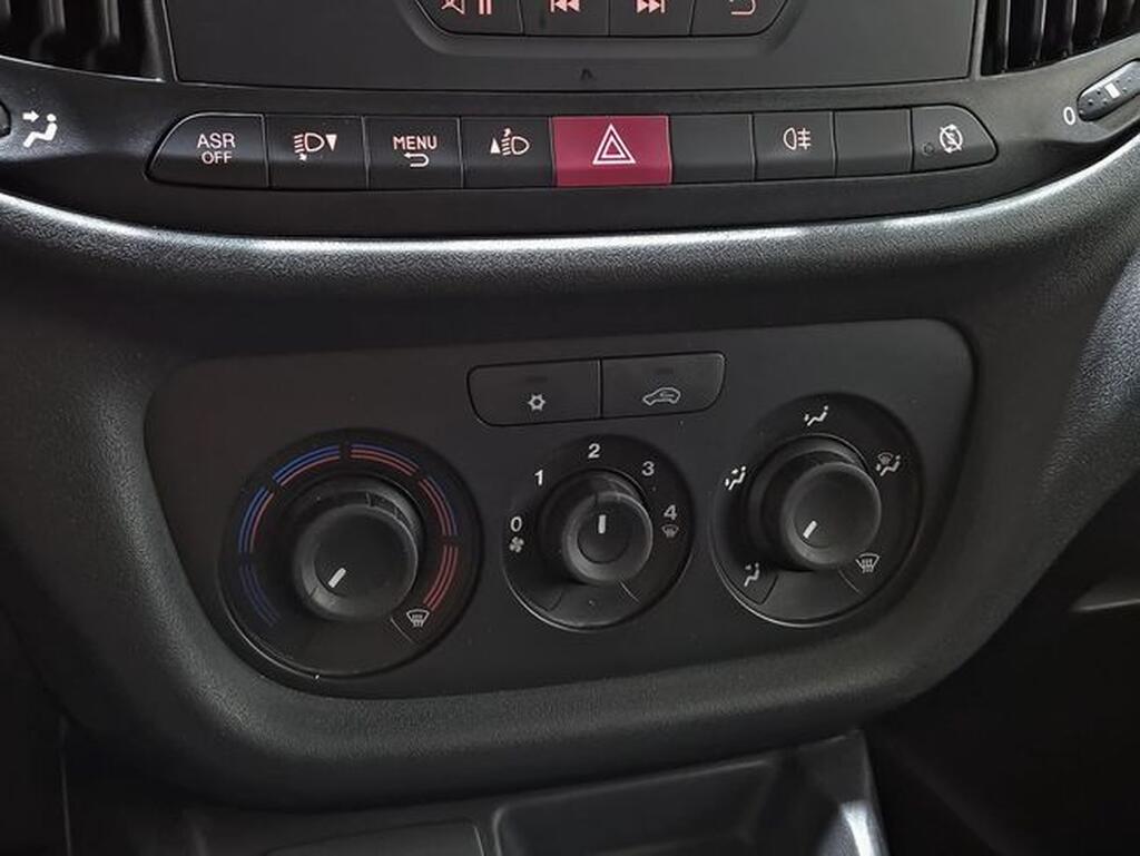 Fiat Doblo DOBLO CARGO 1.3 MULTIJET 95CV SX MAXI 4P Segunda mano