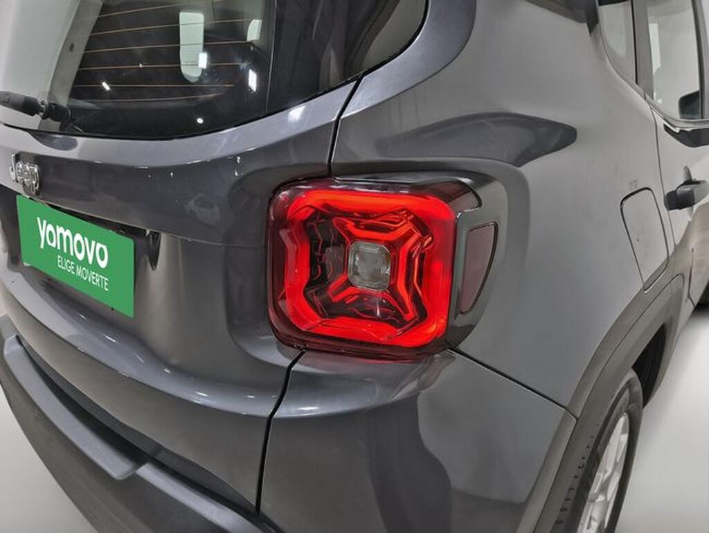 Jeep Renegade RENEGADE 1.5 MHEV 130 ALTITUDE FWD DDCT 5P Segunda mano