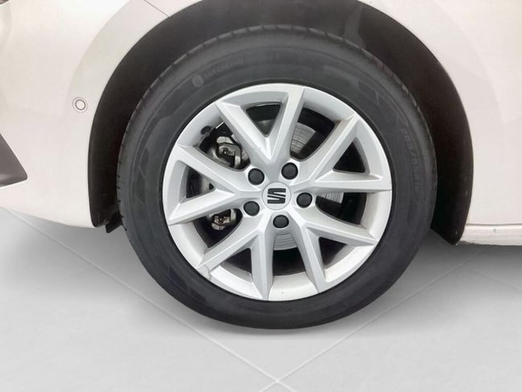 SEAT Leon LEON 2.0 TDI 150 S/S STYLE XS DSG 5P Segunda mano