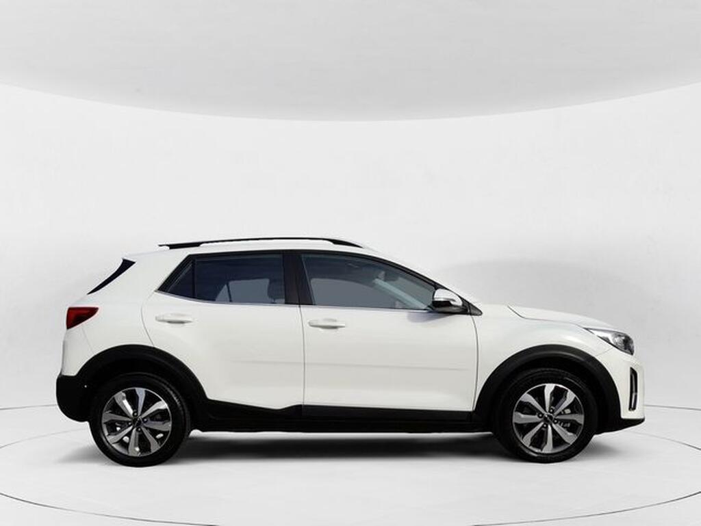 Kia Stonic STONIC 1.0 T-GDI MHEV IMT 100 DRIVE 5P Segunda mano