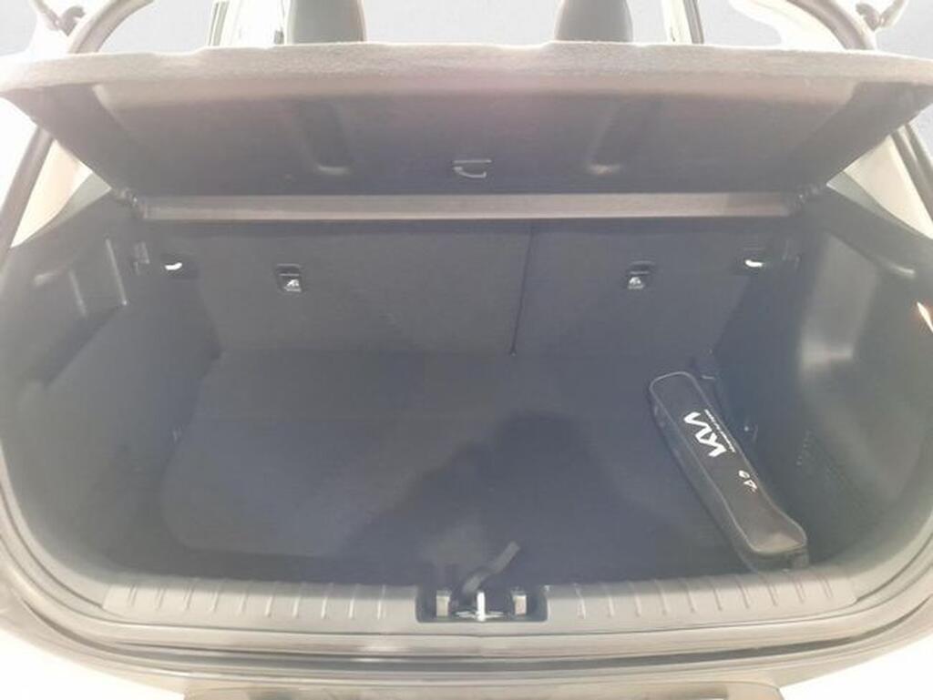Kia Stonic STONIC 1.0 T-GDI MHEV IMT 100 DRIVE 5P Segunda mano