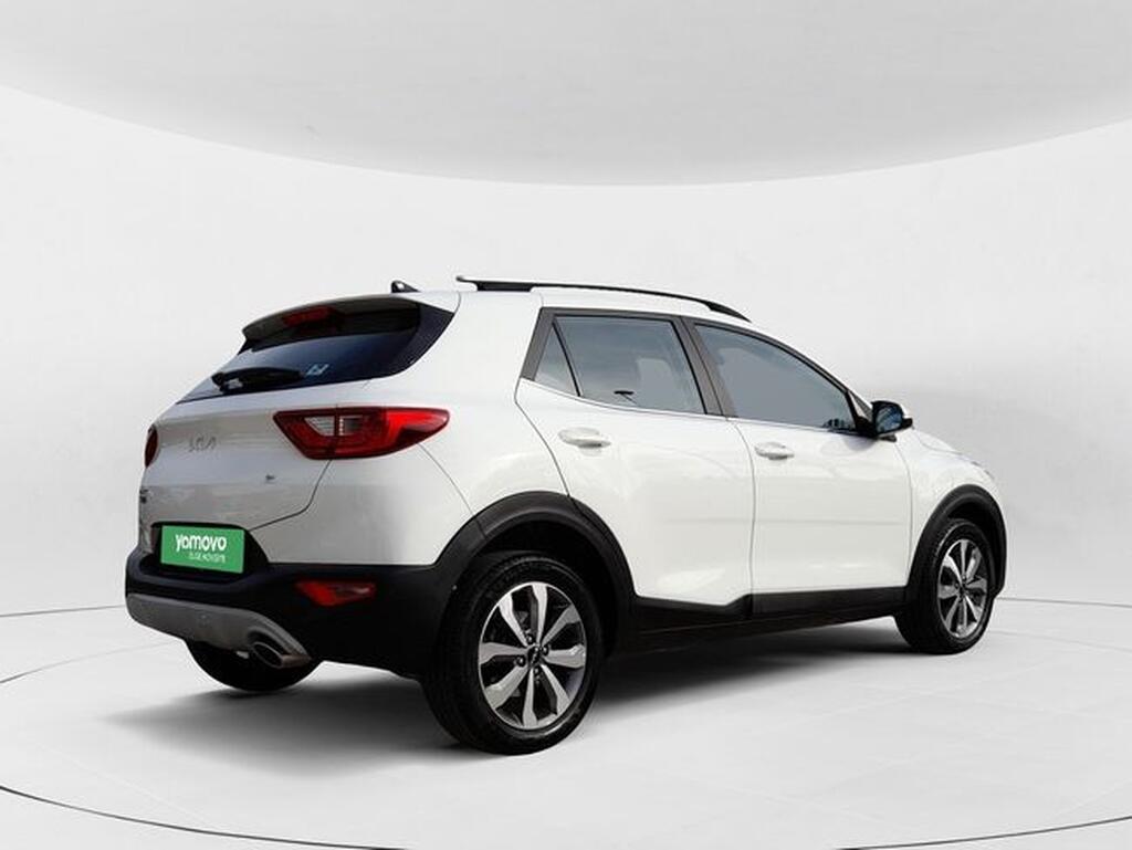 Kia Stonic STONIC 1.0 T-GDI MHEV IMT 100 DRIVE 5P Segunda mano
