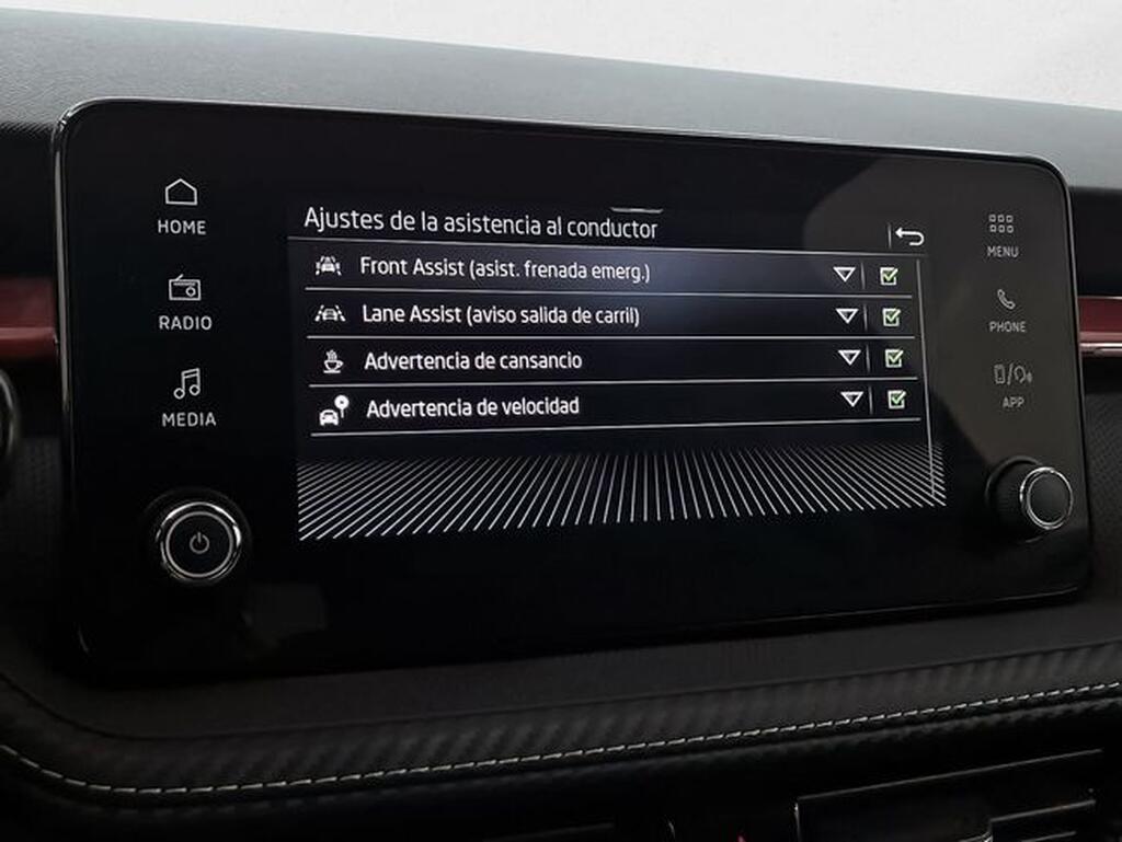 Skoda Fabia FABIA 1.0 TSI 115 DSG MONTE CARLO 5P Segunda mano