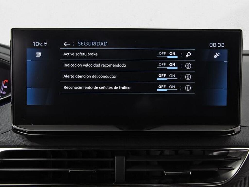 Peugeot 3008 3008 1.2 PURETECH 130 S&S ALLURE PACK 5P Segunda mano