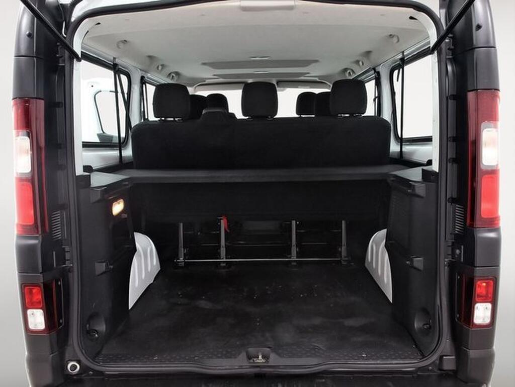 Nissan Primastar Combi 8 2.0dCi 110kW L2H1 1T Acenta Segunda mano