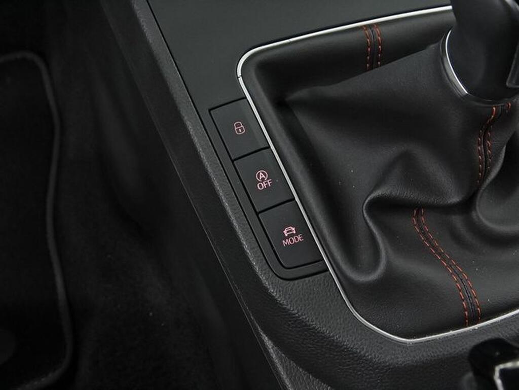 SEAT Ibiza IBIZA 1.0 TSI 115 FR XS 5P (PACK VISION PLUS+DIGITAL COCKPIT) Segunda mano